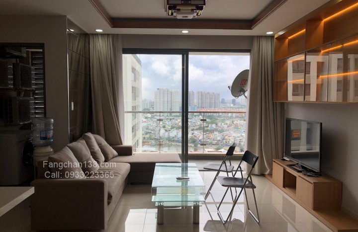 Goldview房屋的客厅，胡志明市出租房屋